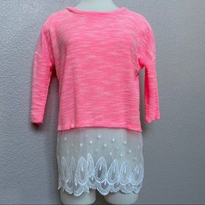 NEW Hot Pink/White Top with Lacy, Scalloped Edges